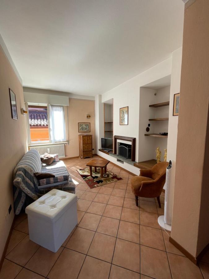 Ferienwohnung La Casa Dei Sogni Intra Exterior foto