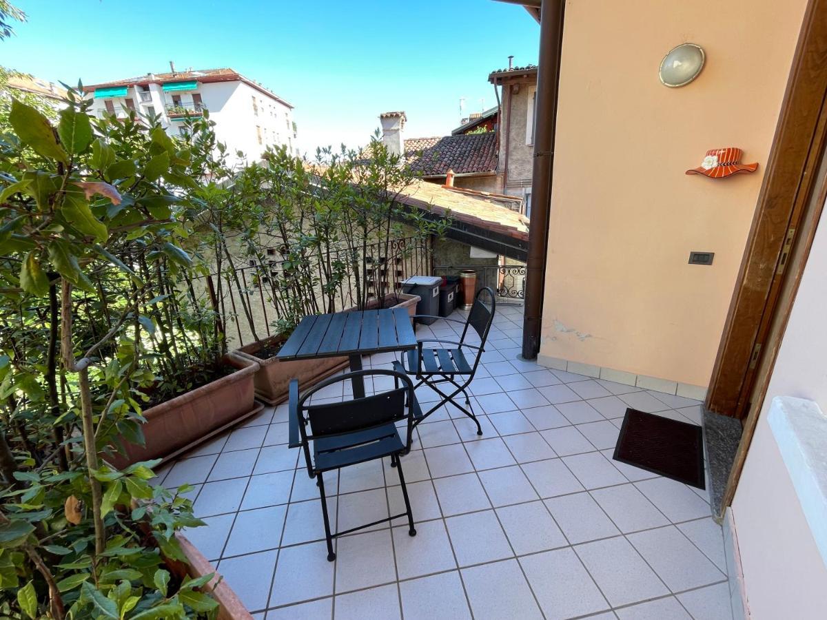 Ferienwohnung La Casa Dei Sogni Intra Exterior foto